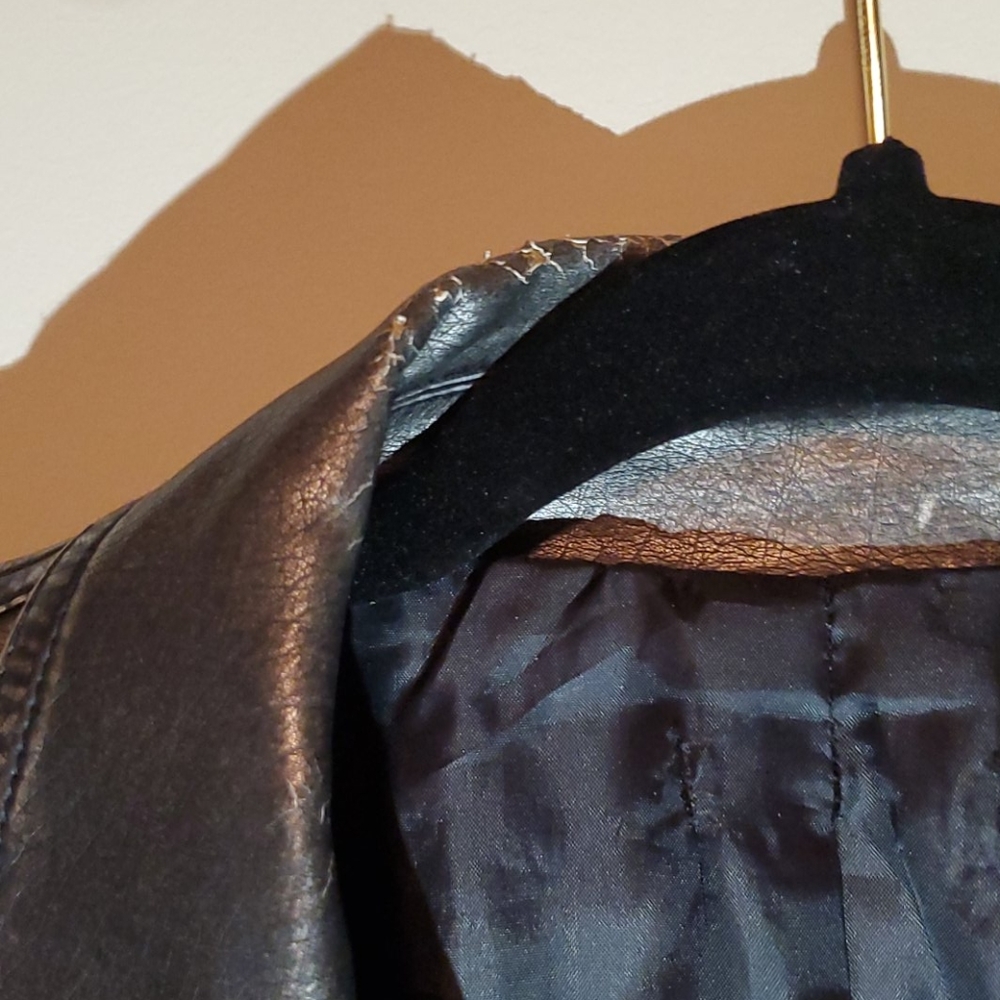 Jacket - Picture 2 of 4